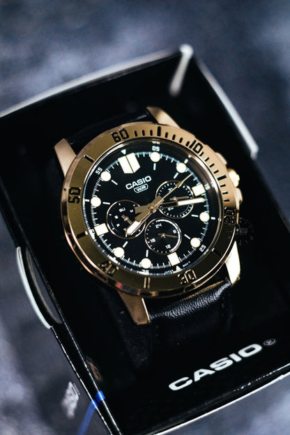 Reloj Casio MTP-VD300GL-1E