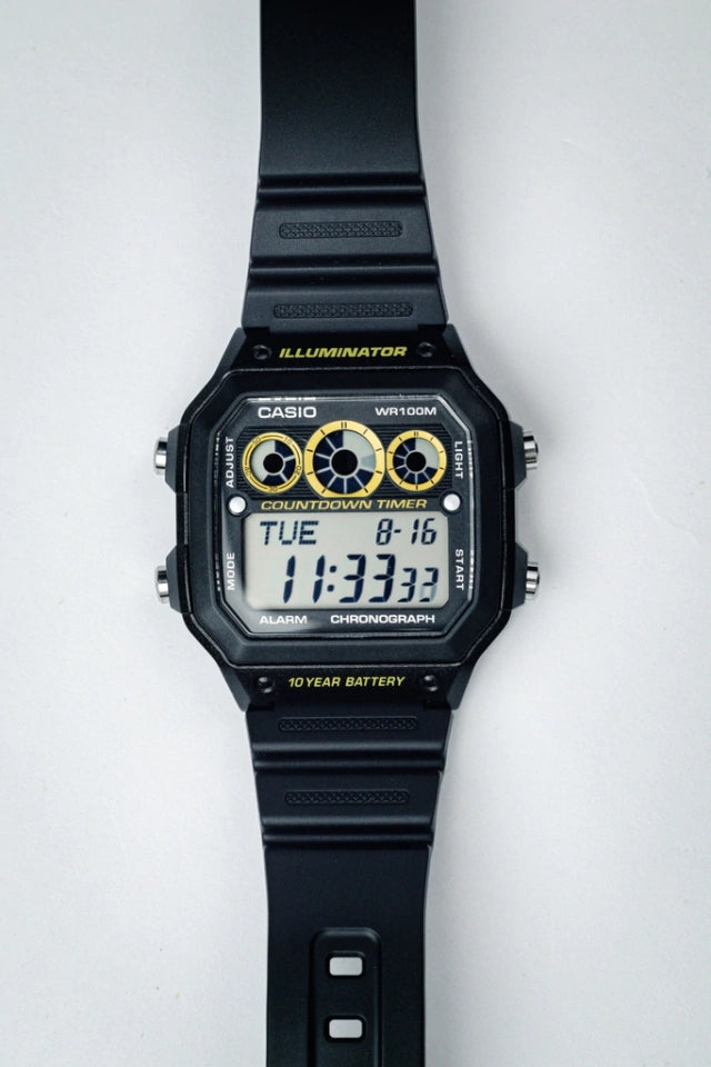 Reloj Casio AE-1300WH-1A