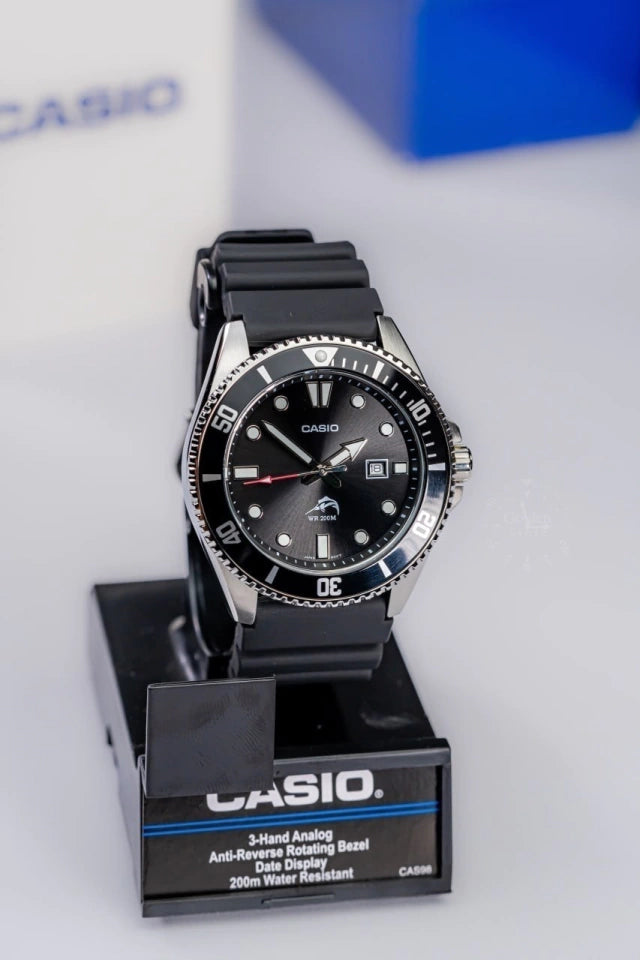 Reloj Casio MDV106-1A